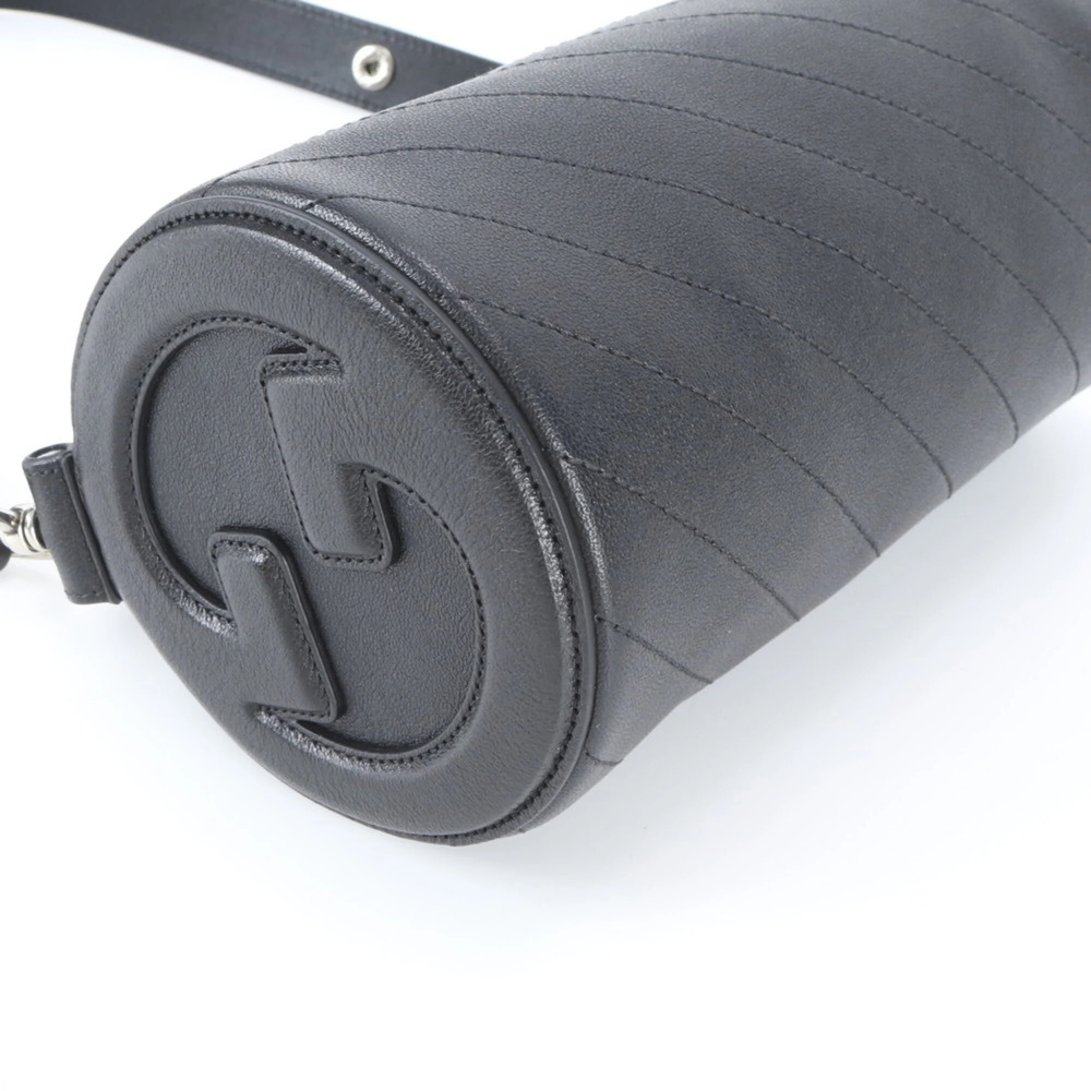 GUCCI Black Leather Shoulder Bag - Picture 4 of 9